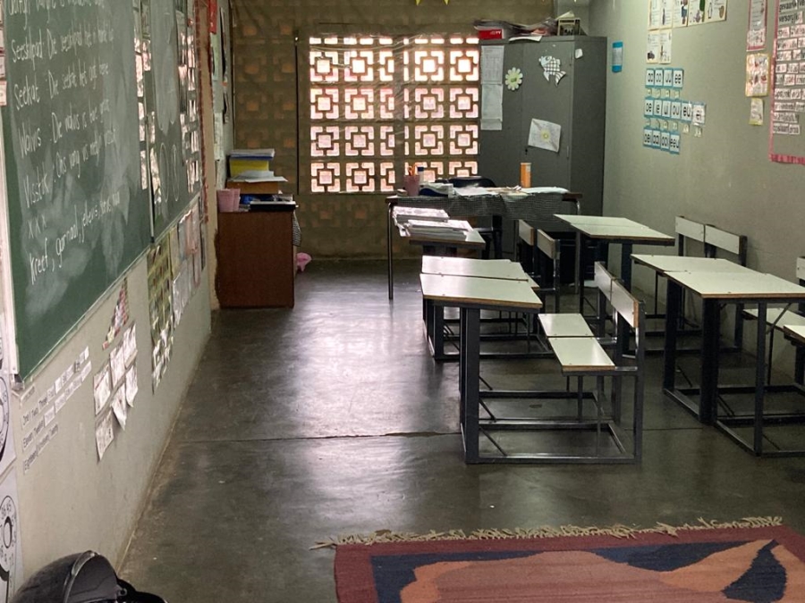 Commercial Property for Sale in Waterval East North West